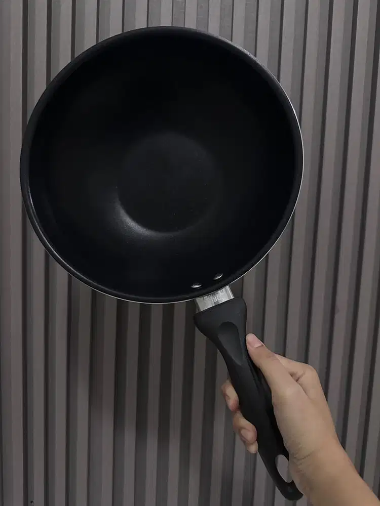 Wajan granit merek borizh beinz