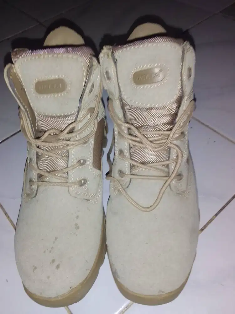 Bismillah Dijual cepat sepatu bekas merk delta