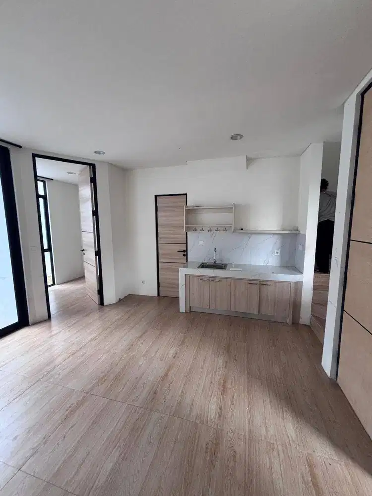 Disewakan Rumah 2 Lantai Cendana Parc Lippo Karawaci (Termurah)