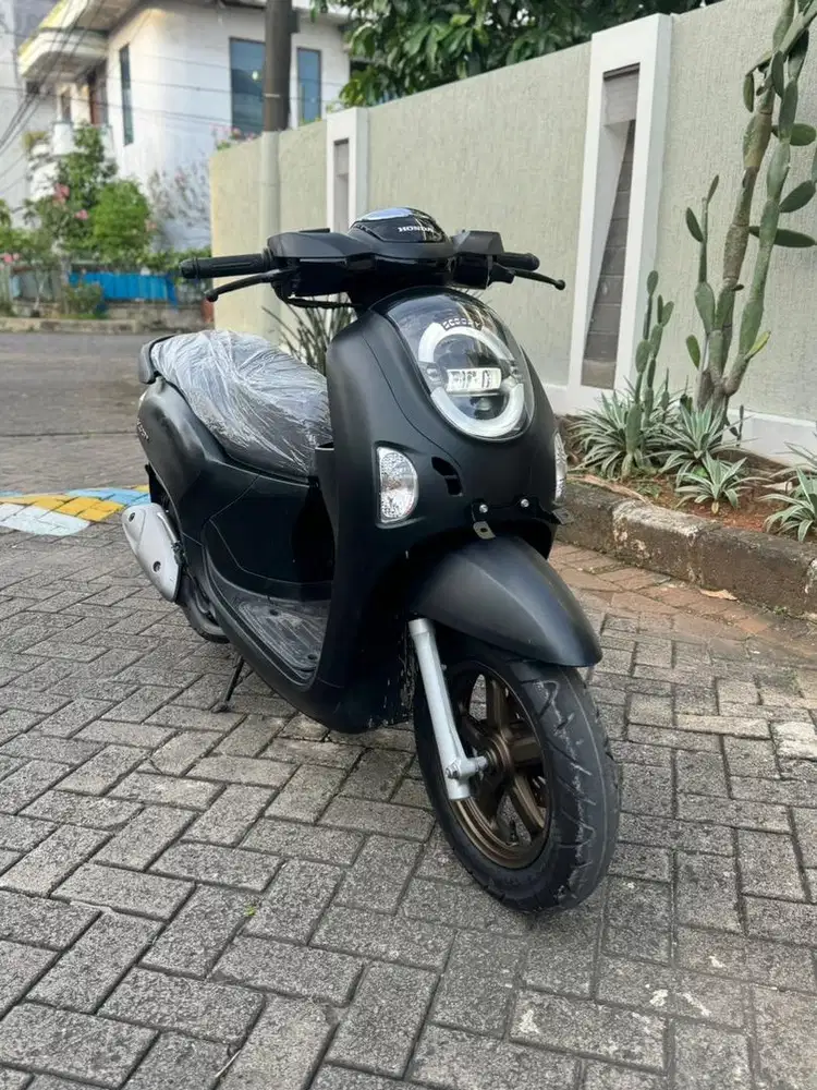 KM 600 PERAK ! HONDA SCOOPY KEYLES PRESTIGE 2025 PAJAK BULAN 03-2026