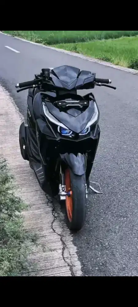 Di jual satu unit vario led old modifikasi bisa tukar tambah