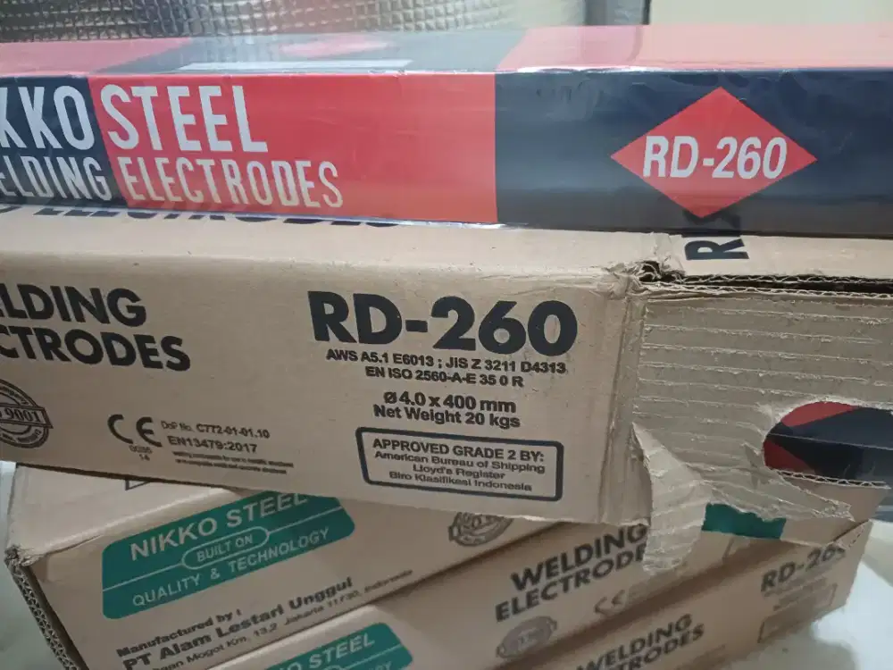 Kawat las baja rd 260 4,0 x 400mm