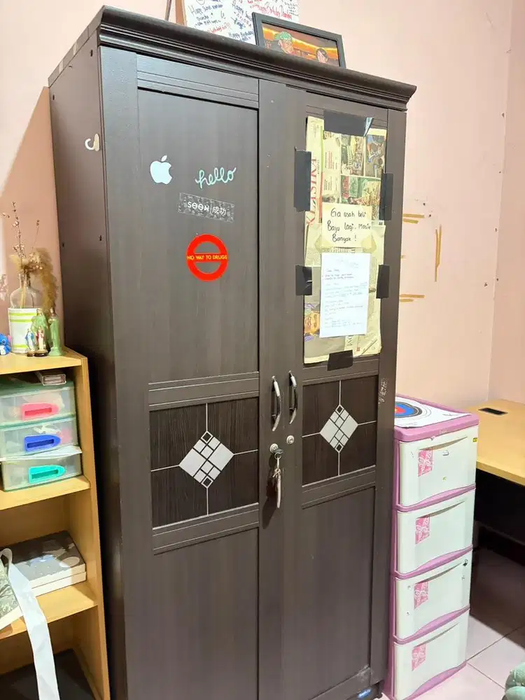 LEMARI BAJU 2 PINTU