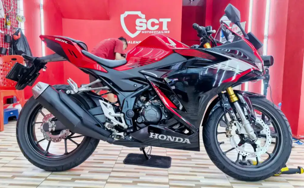 JualCpt90%LikeNew KM20Rb PjkJul27 HONDA CBR 150 2021 CBR150 MERAH