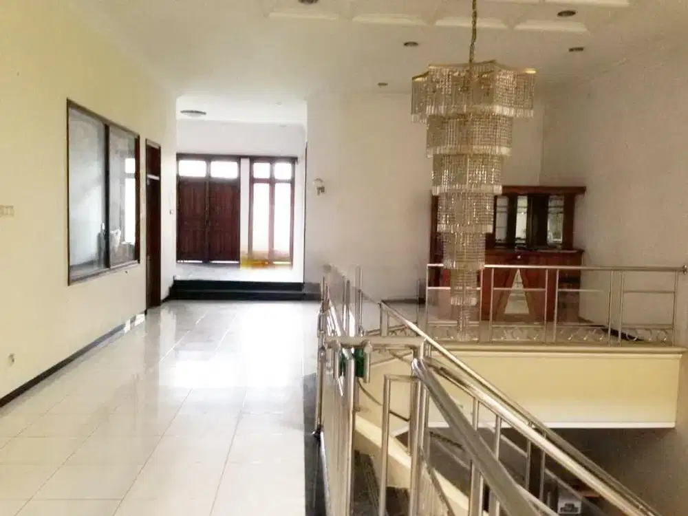 Jual Rumah Jl. Sisingamangaraja Candi Baru Semarang Selatan – 355