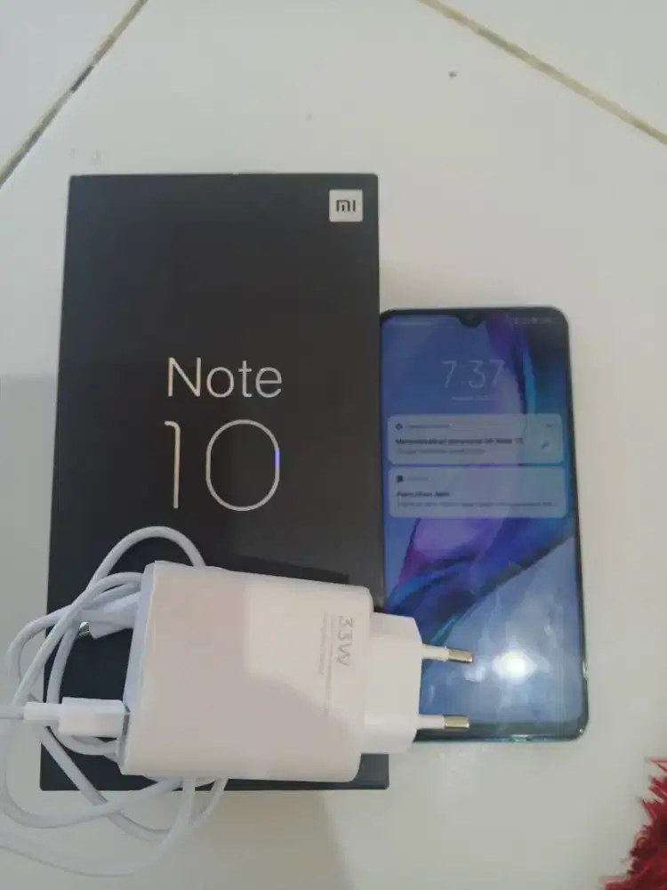 Jual Cepat !! Xiaomi mi note 10 6/128 lengkap seperti baru
