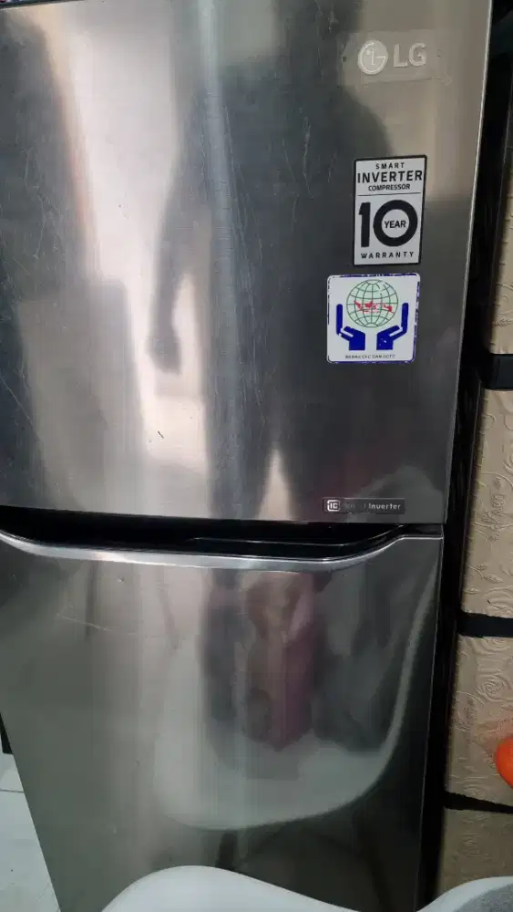 Kulkas LG bekas