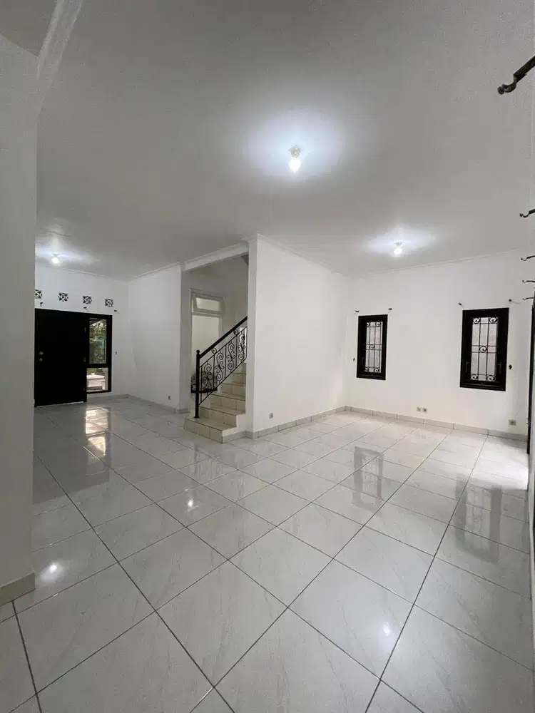 Dijual Rumah di Tatar Pitaloka Kota Baru Parahyangan