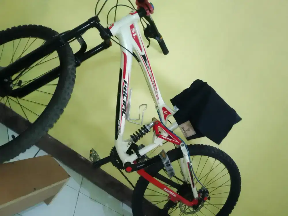 Sepeda MTB rusak