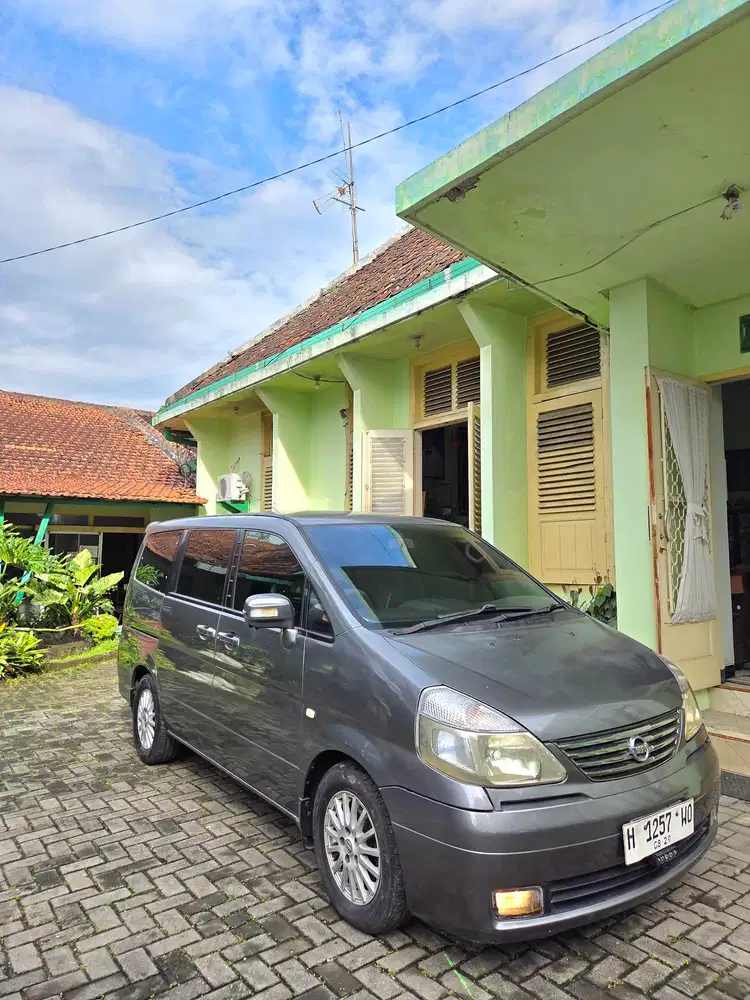 Nissan Serena HWS 2010 Semarang