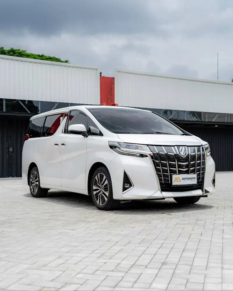 Toyota Alphard 2.5 G CVT White