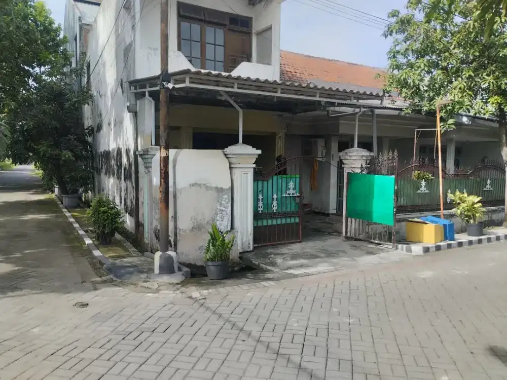 Dijual Rumah Hook Butuh Renov Lokasi Perum. Rungkut Menanggal Harapan Dekat Kampus UPN Surabaya