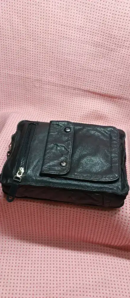 Sling bag dan tas tangan handbag kulit asli