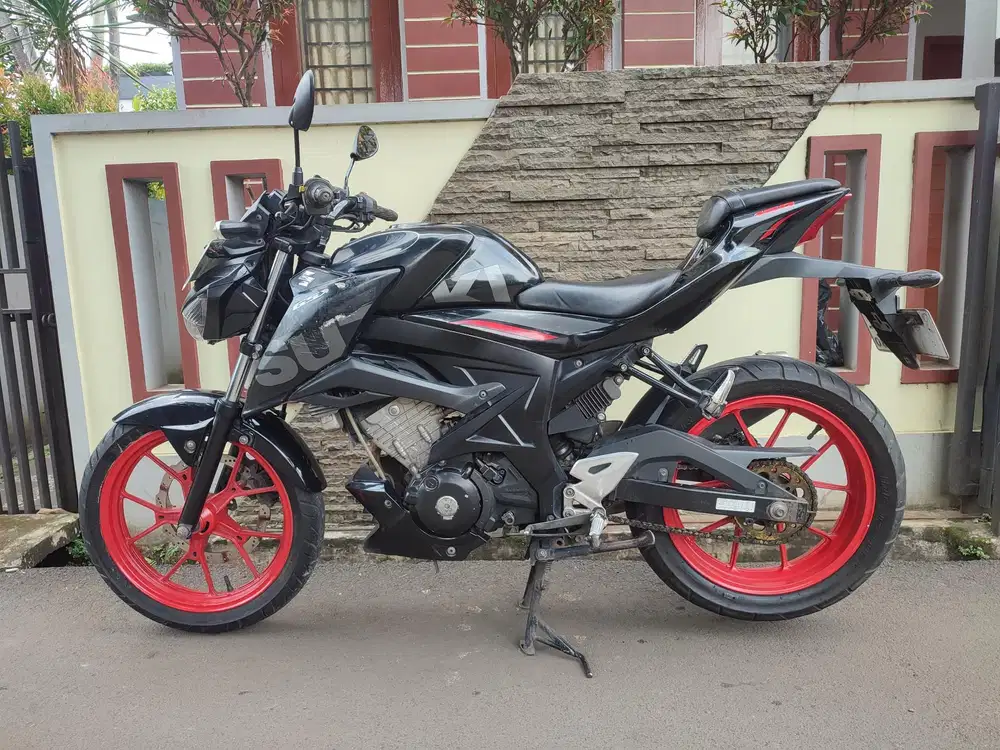 JUAL GSX S 150 KYLESS TAHUN 2018