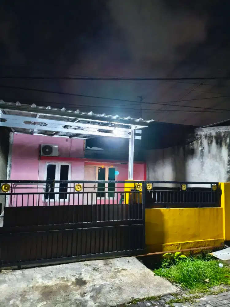 Di kontrakan Rumah Di Cluster Dream Park - Puri Krakatau Hijau