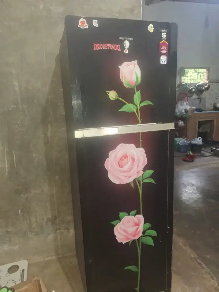 KULKAS 2 PINTU POLYTRON