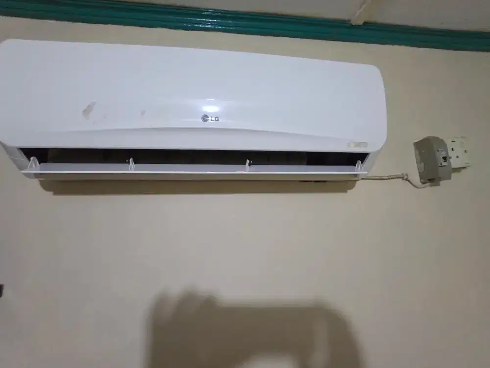 AC LG 0,5 PK Masih Terpasang Dingin