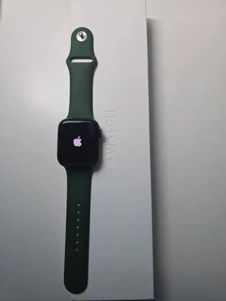 Apple Watch Series 7 45mm Green Aluminium Case