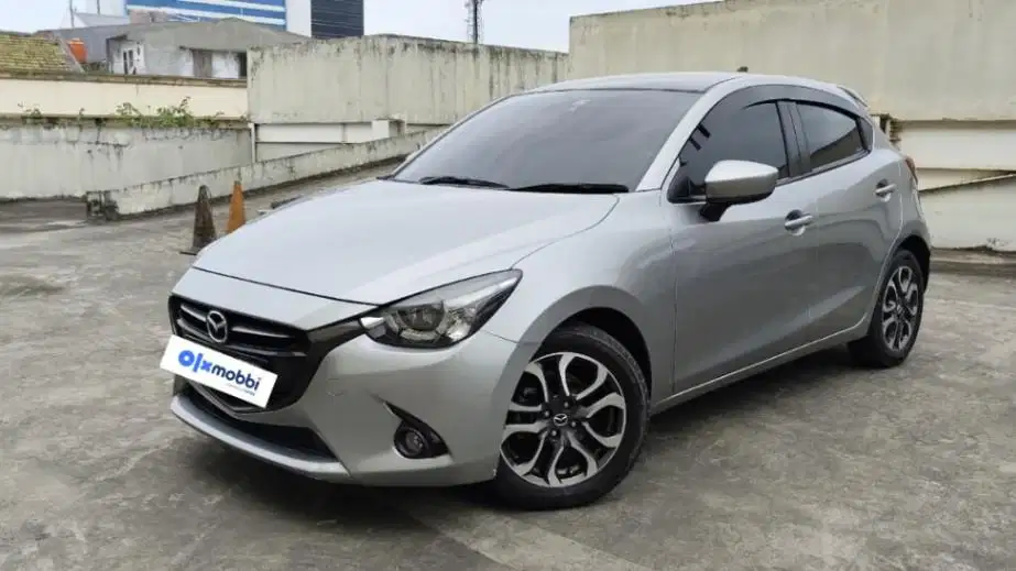 DP RENDAH Mazda 2 1.5 GT Bensin-AT 2016 SBL