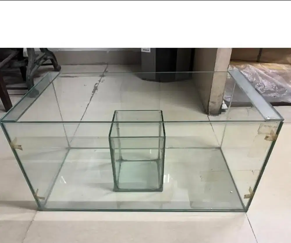 SUPER MURAH ! Aquarium besar ukuran 80×40×40 (NORMAL BAGUS)