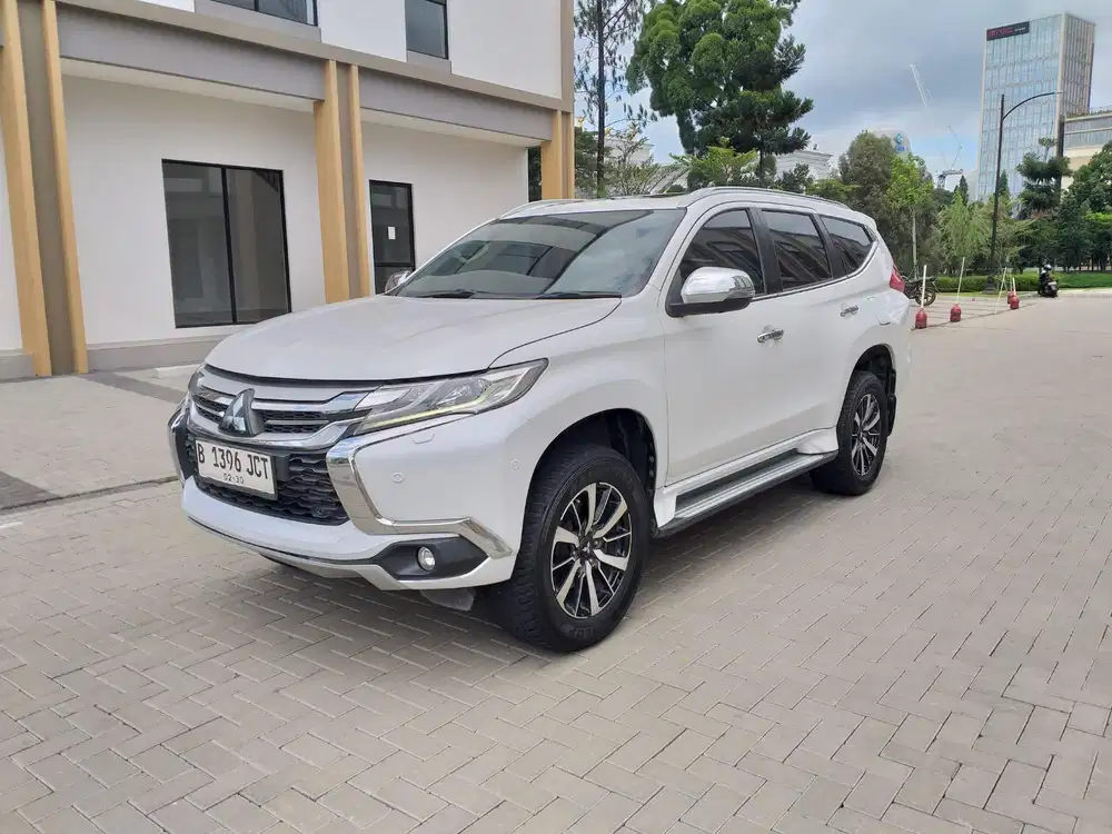 Mitsubishi Pajero Sport Dakar 4x4 AT 2019 Pajak Panjang