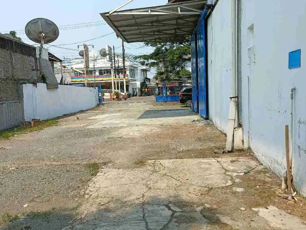 Gudang nempel di pintu Jbbeka 1 luas 1030m