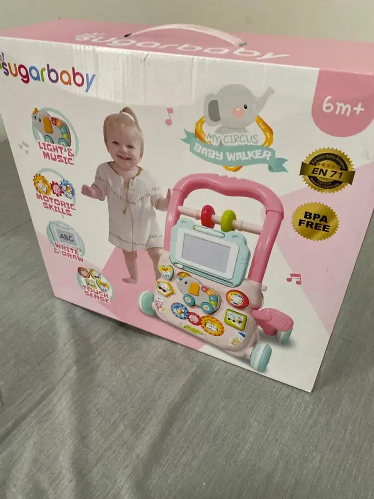 Alat bantu jalan bayi