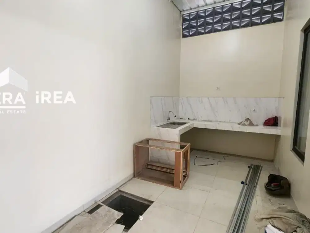 RUMAH BARU DIJUAL DI SOLO BARU DEKAT DENGAN PAKUWON MALL THE PARK SOLO BARU DAN SMA ISLAM AL AZHAR