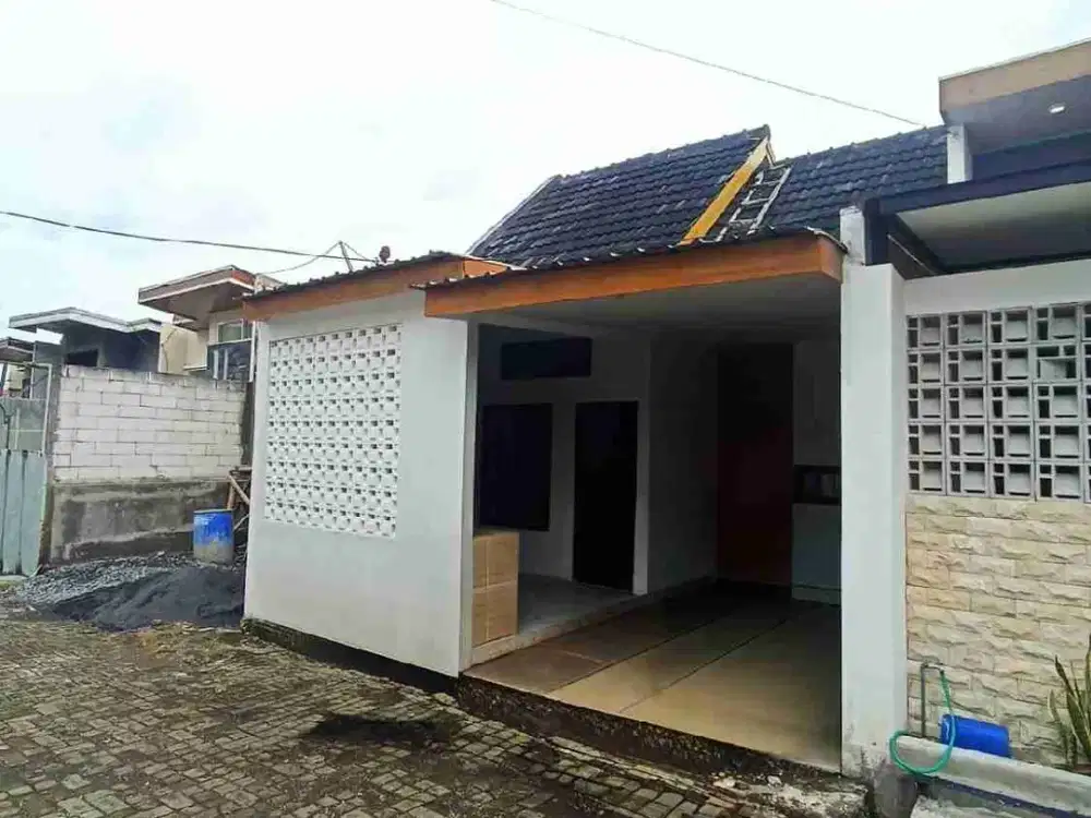 Rumah Baru Timika Cemorokandang Malang