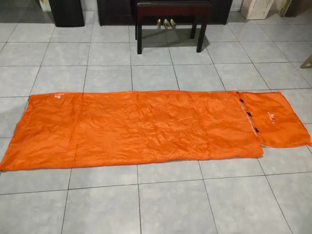 Sleeping bag camping