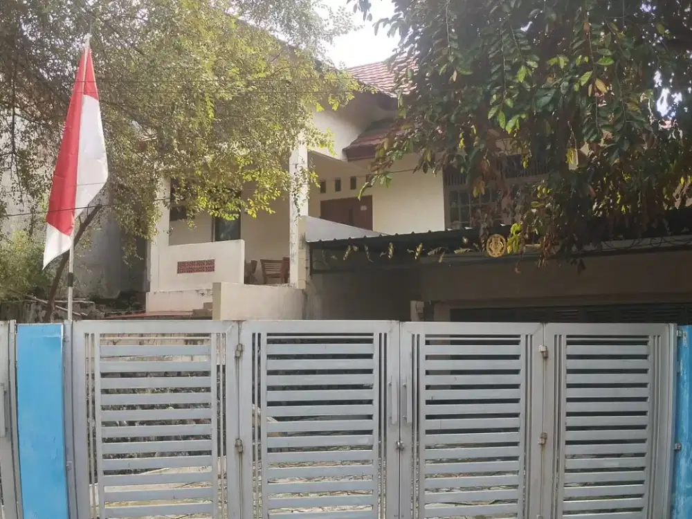 Rumah Hitung Tanah! Luas 762 m² di Bintara Bekasi Barat – Lokasi Strategis & Potensial