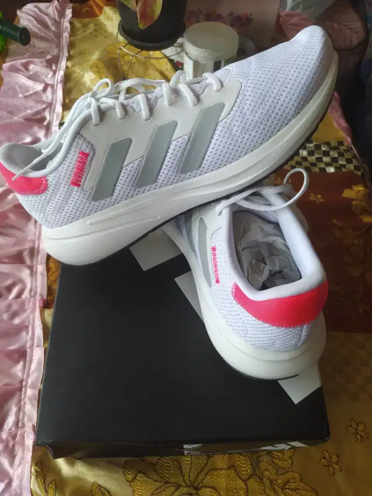 Sepatu Adidas Running Response Original