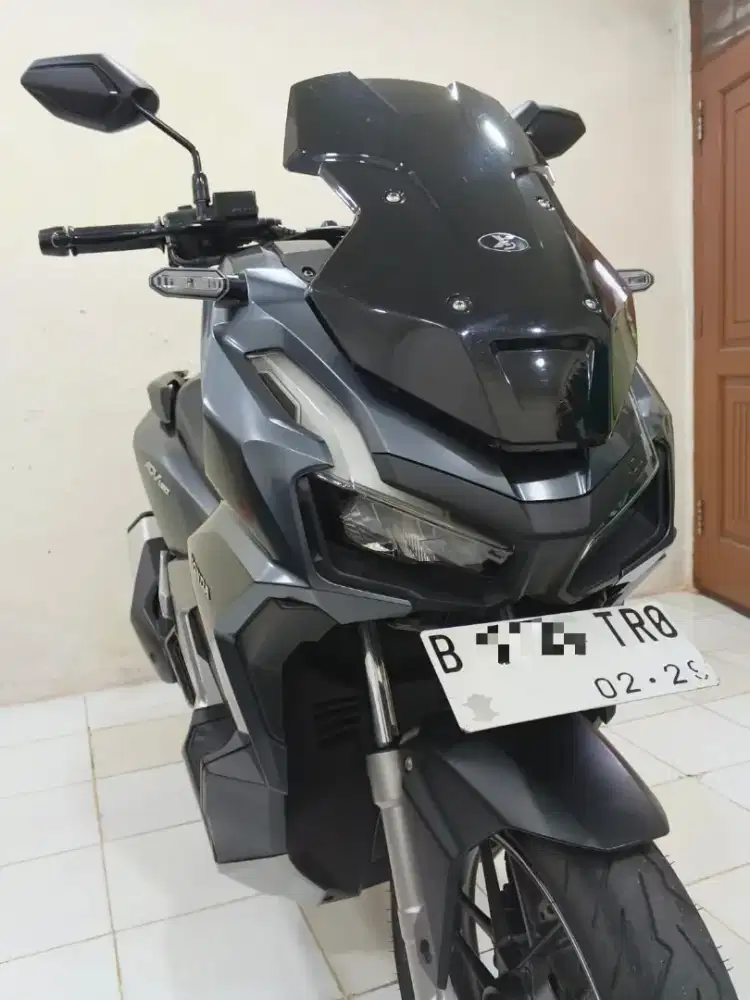 Honda ADV 160 CBS 2024 Grey Mulus Terawat - Upgrade Nyaman Siap Pakai