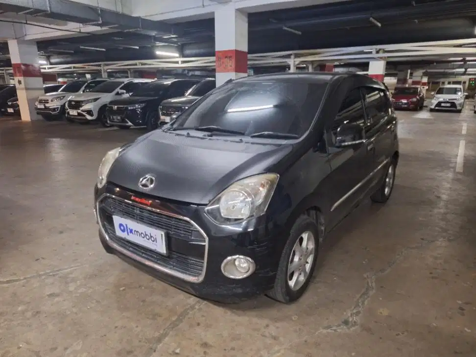 Daihatsu Ayla 1.0 X Bensin-MT 2016 Hitam