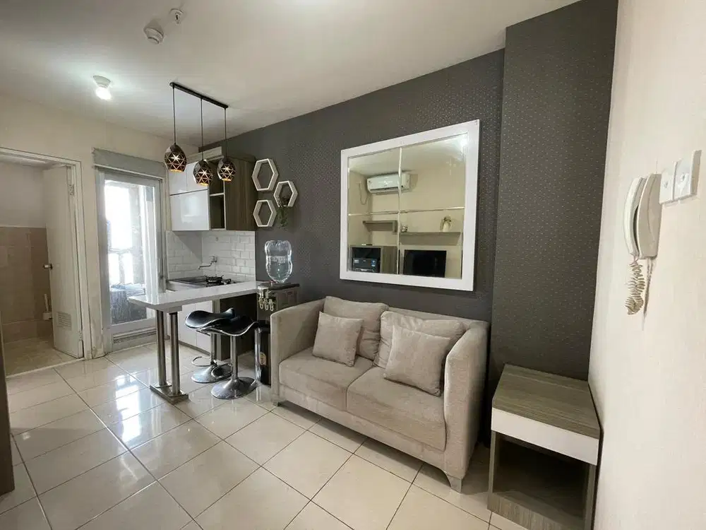 Sewa Apartemen Greenbay Pluit 2 BR Full Furnish Sea & City View