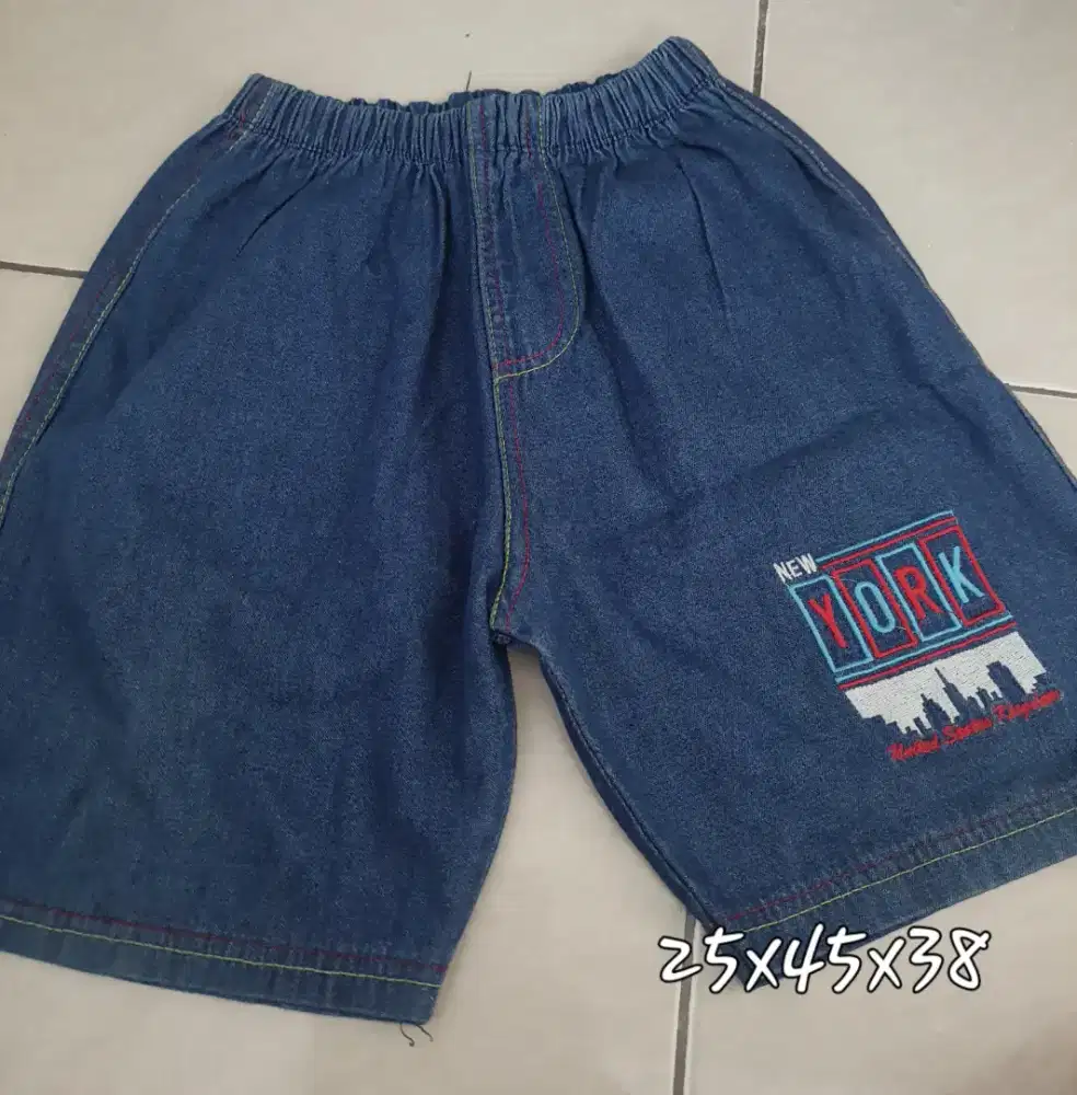 Celana pendek anak preloved