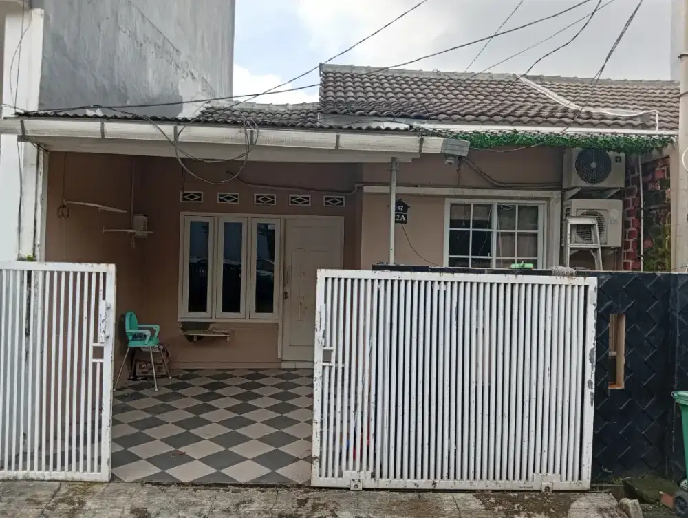Dikontrak rumah duta bintaro