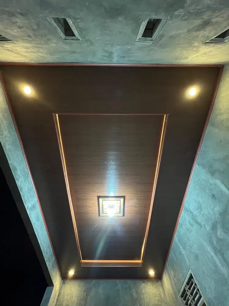 Distributor plafon pvc