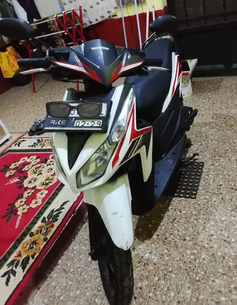 Honda Vario Techno Carbu 2012, Plat B