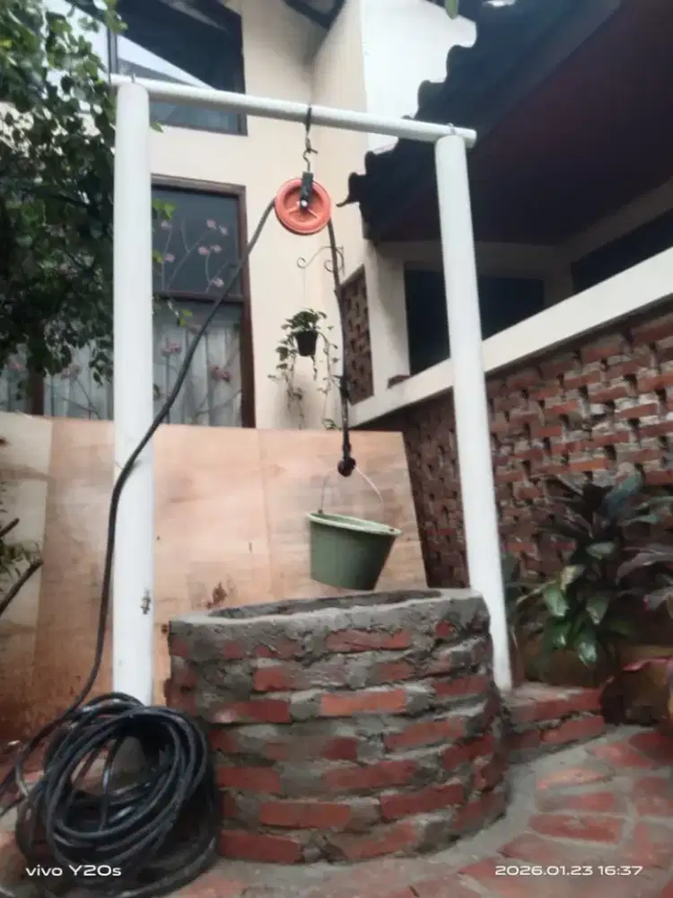 Galih sumur manual sumur timba