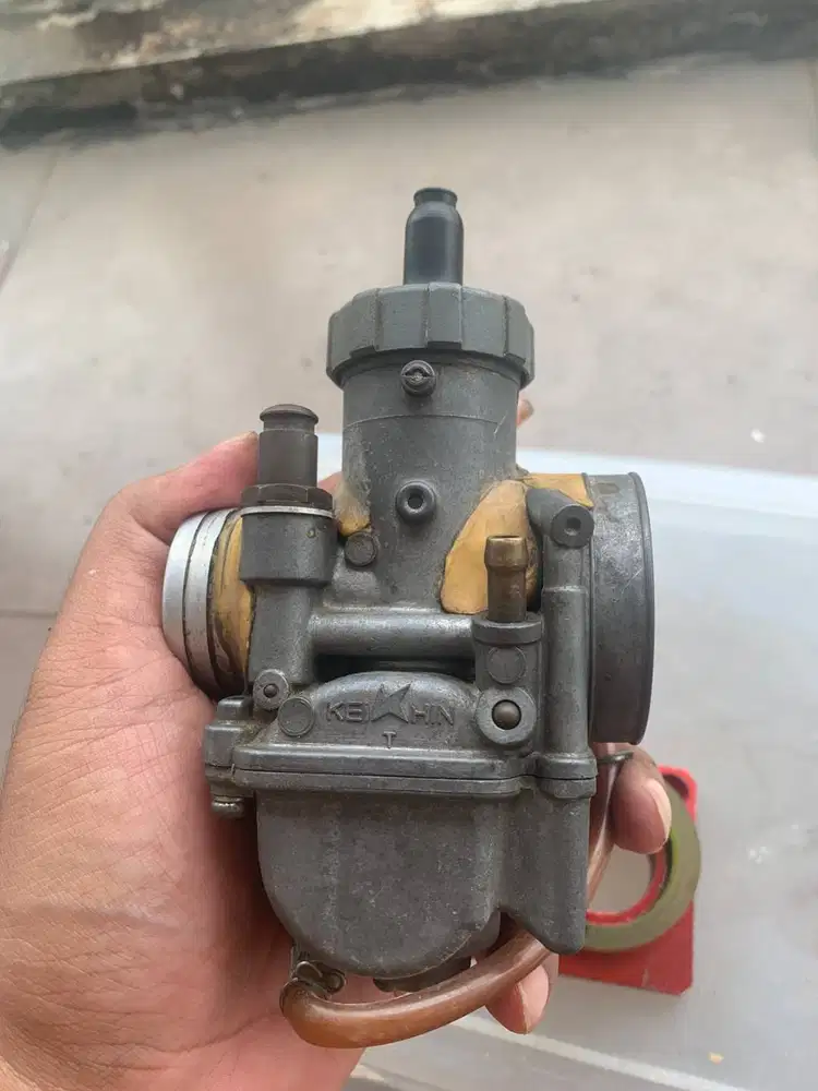 Karburator pe 28 original