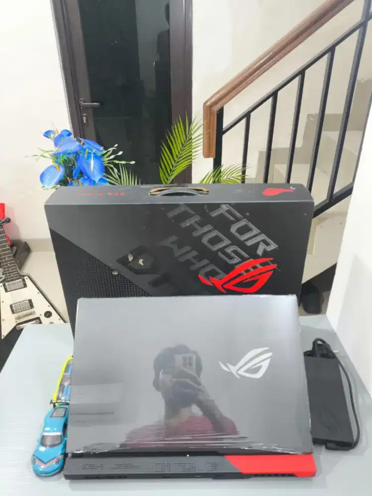 ASUS ROG G713ICE-329 STRIX CYBERPUNK RTX FULSET [VGA NVIDIA RTX 3050]