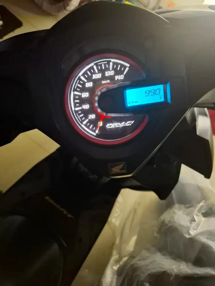 Beat deluxe 2025 bulan 11 km 99 istimewa mulus jrng dipakai