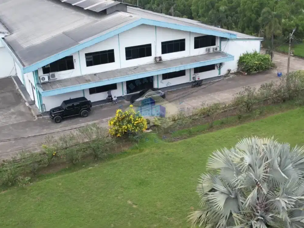 Pabrik di jl raya Serang - Jakarta, Cikande Banten