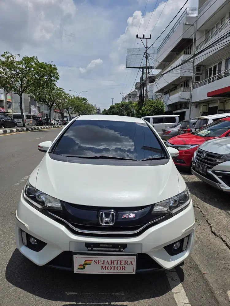 Honda Jazz RS 1.5 AT 2015/2016 BG Km Low60rb.an
