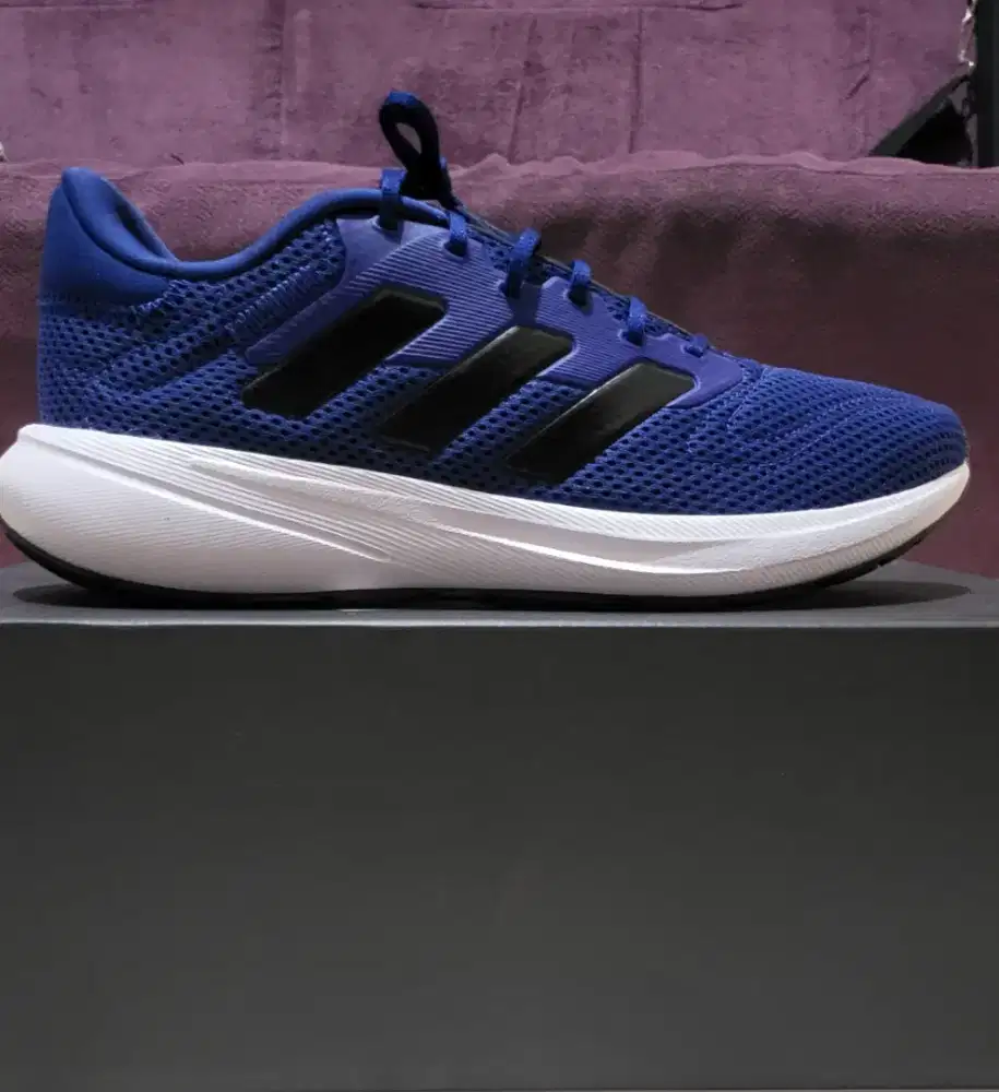 Sepatu Adidas Response Runner Unisex