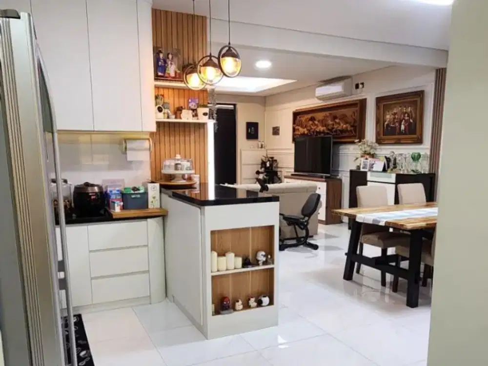 Dijual Rumah Cantik di Kota Baru Parahyangan Tatar Punawangi