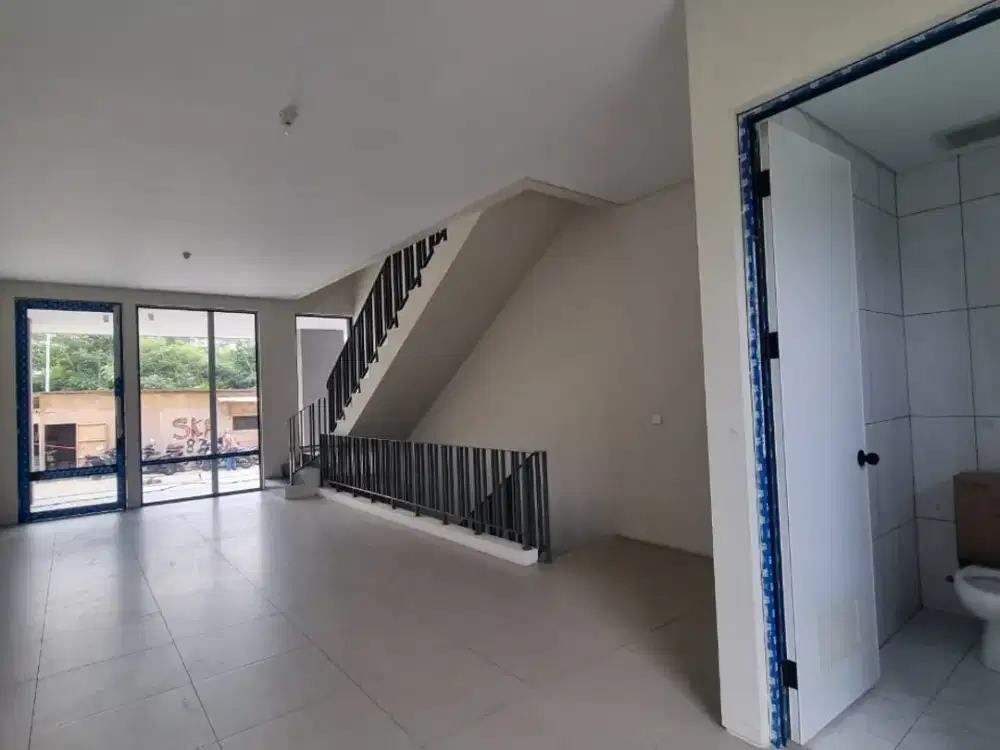Dijual Ruko Baru Strategis di Kota Baru Parahyangan