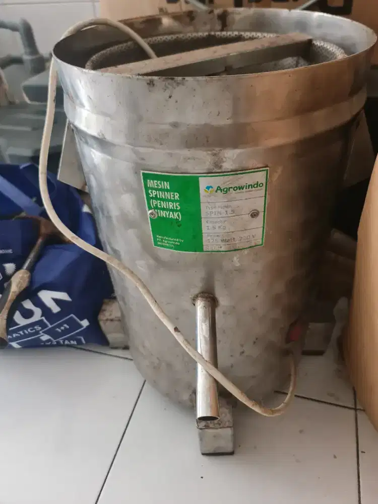 Mesin Spinner Peniris Minyak