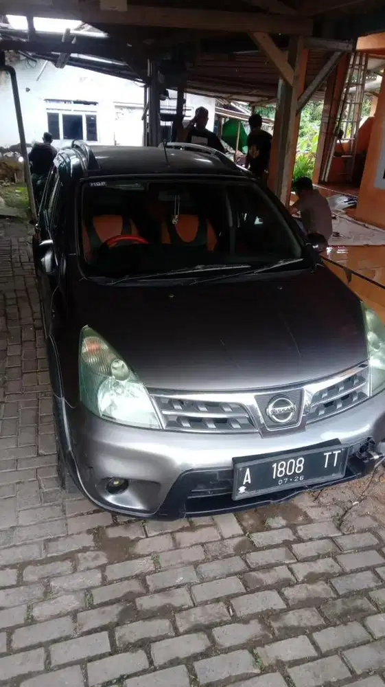 Livina xgear abu abu